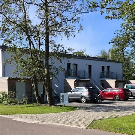 Luett Kirr Lägenhet